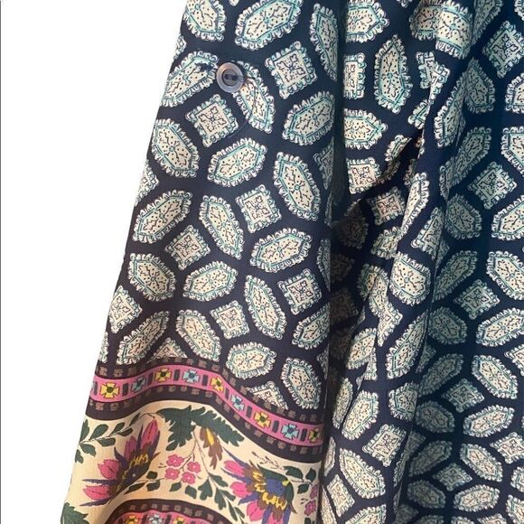 2 for $20! Whisper patterned shirt sleeves button - Picture 4 of 13